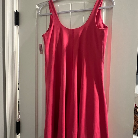 PowerSoft Square-Neck Athletic Dress M Old Navy NWT - Picture 3 of 3